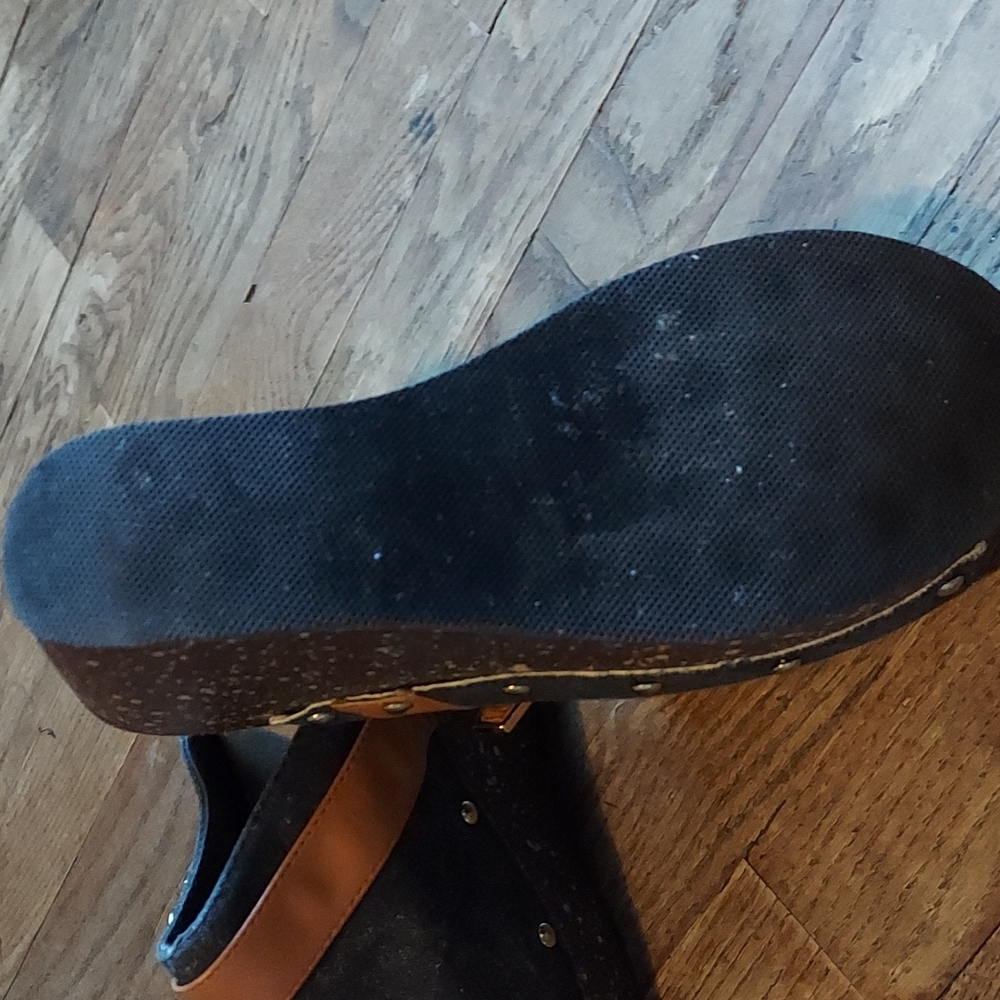 M&M 4 for $12 Shoes - Picture 5 of 9